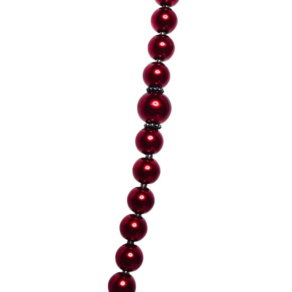 Vintage Heavy Single Strand Red Beaded Necklace With Silver Tone Spacers (5884) - Picture 4 of 7